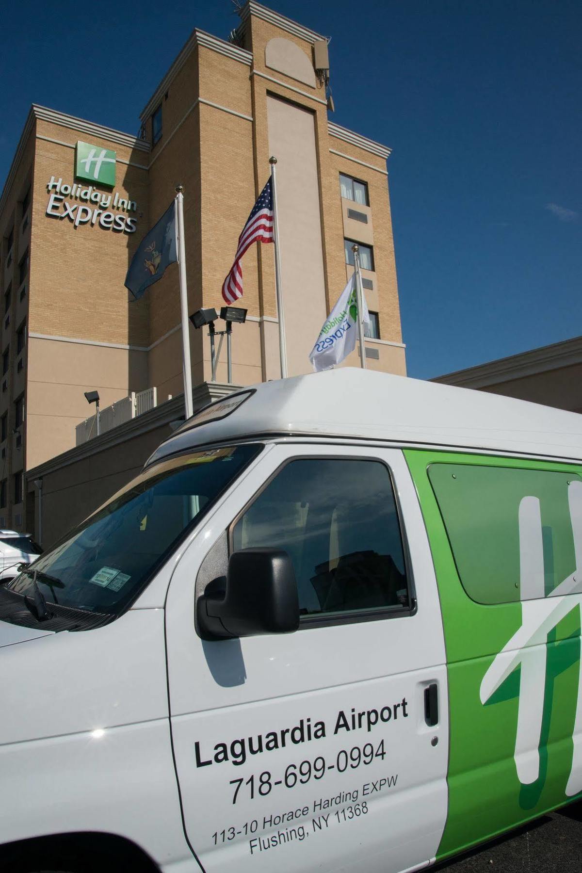 Holiday Inn Express Laguardia Airport, An Ihg Hotel Ню Йорк Екстериор снимка